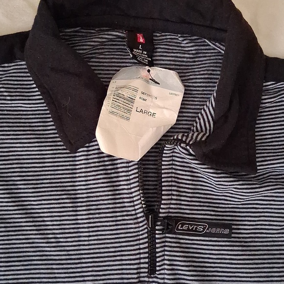 Levi's Boy''s Short Sleeve Polo Shirt - Gray/Black - Picture 3 of 5